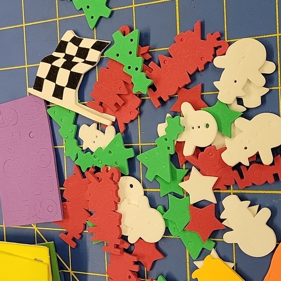 Scrapbook Foam Letters Snowmen Car Tree #s Bike Race Flag Stars Happy Holiday - Picture 2 of 6